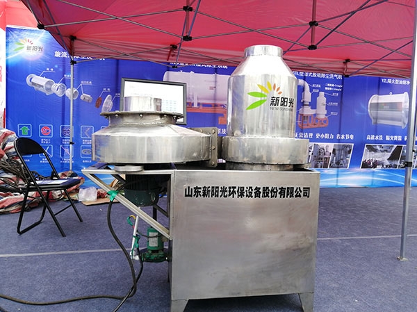 油煙凈化器該如何匹配合適的風(fēng)機(jī)呢？
